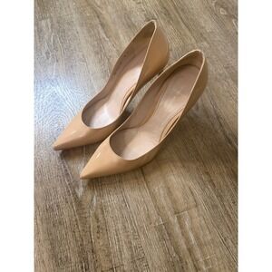 Stuart Weitzman Anny 95 Pointed Toe Pump Nude Patent Leather Heels Size 9M